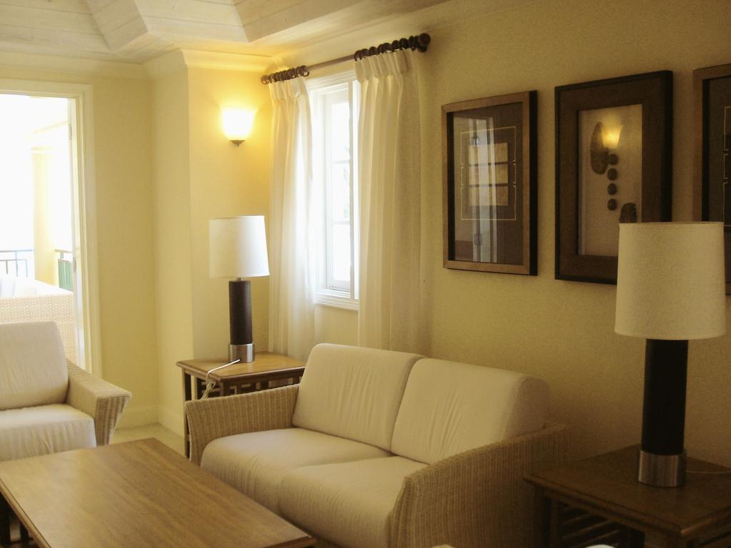 Aparthotel White Sands 4*