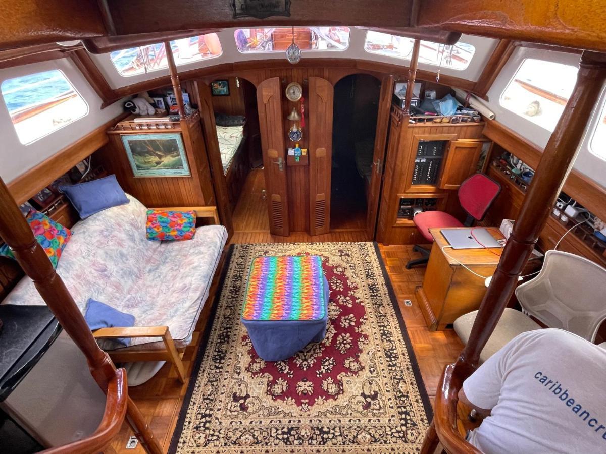 St Thomas On Sailboat Ragamuffin Incl Meals Water Toys Water Island