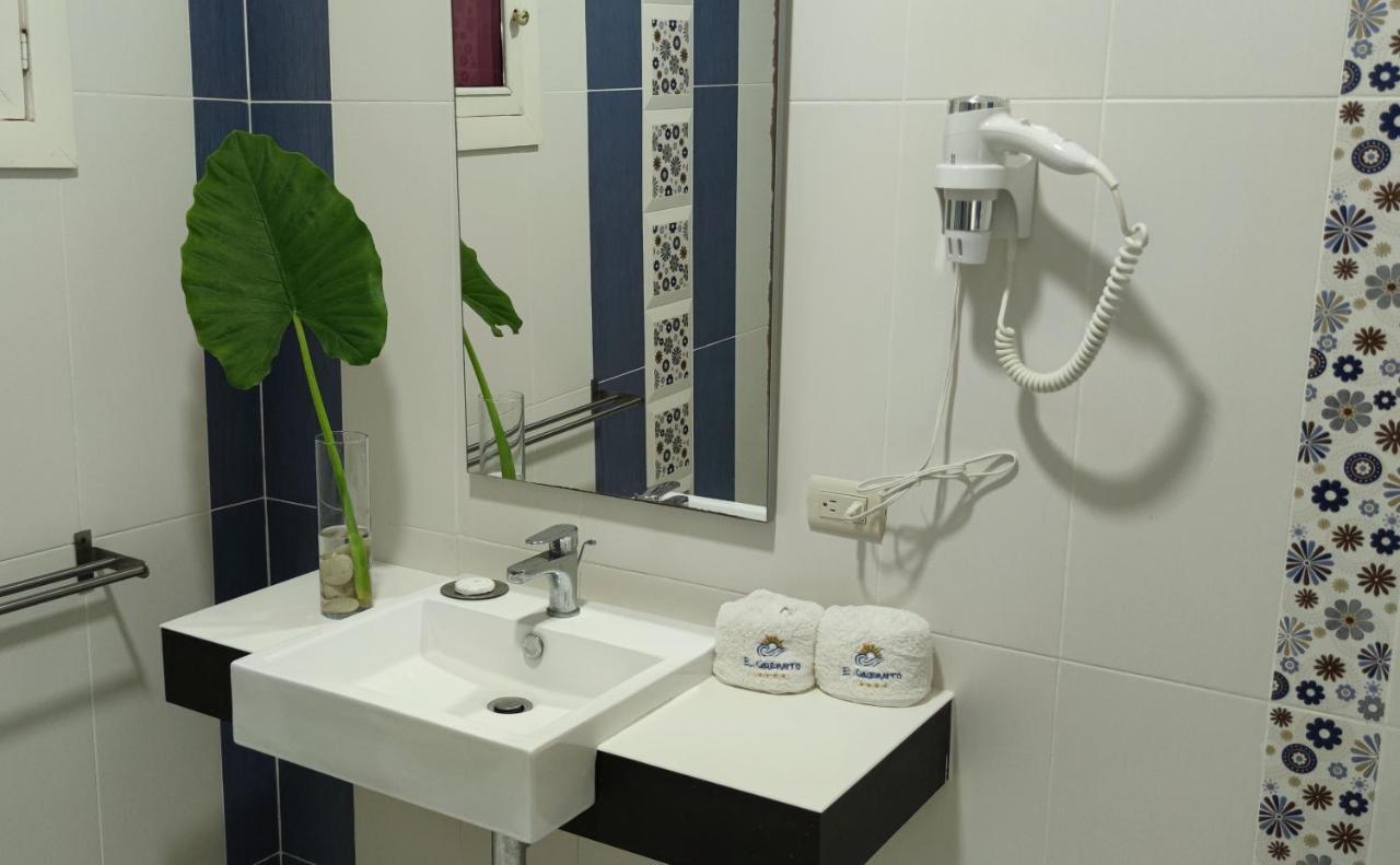 El Quemaito - Luxury Oceanfront Retreat 3*