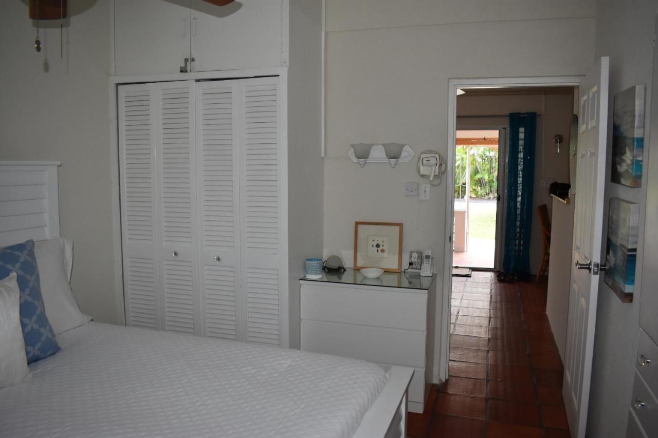 Flamboyant Beach House Holiday home