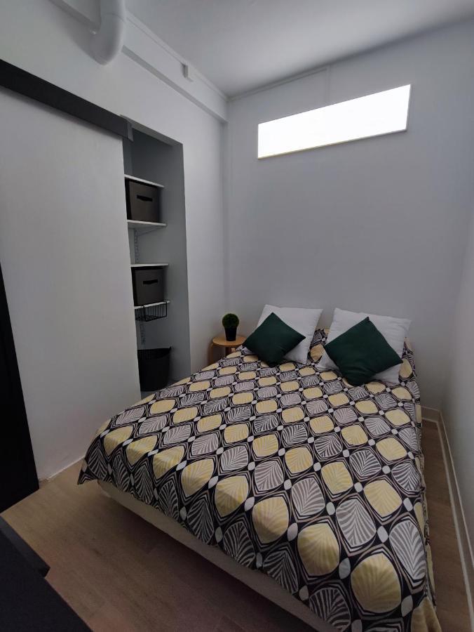 Joli T2 Renove Et Calme Quartier Desrochers A De France *