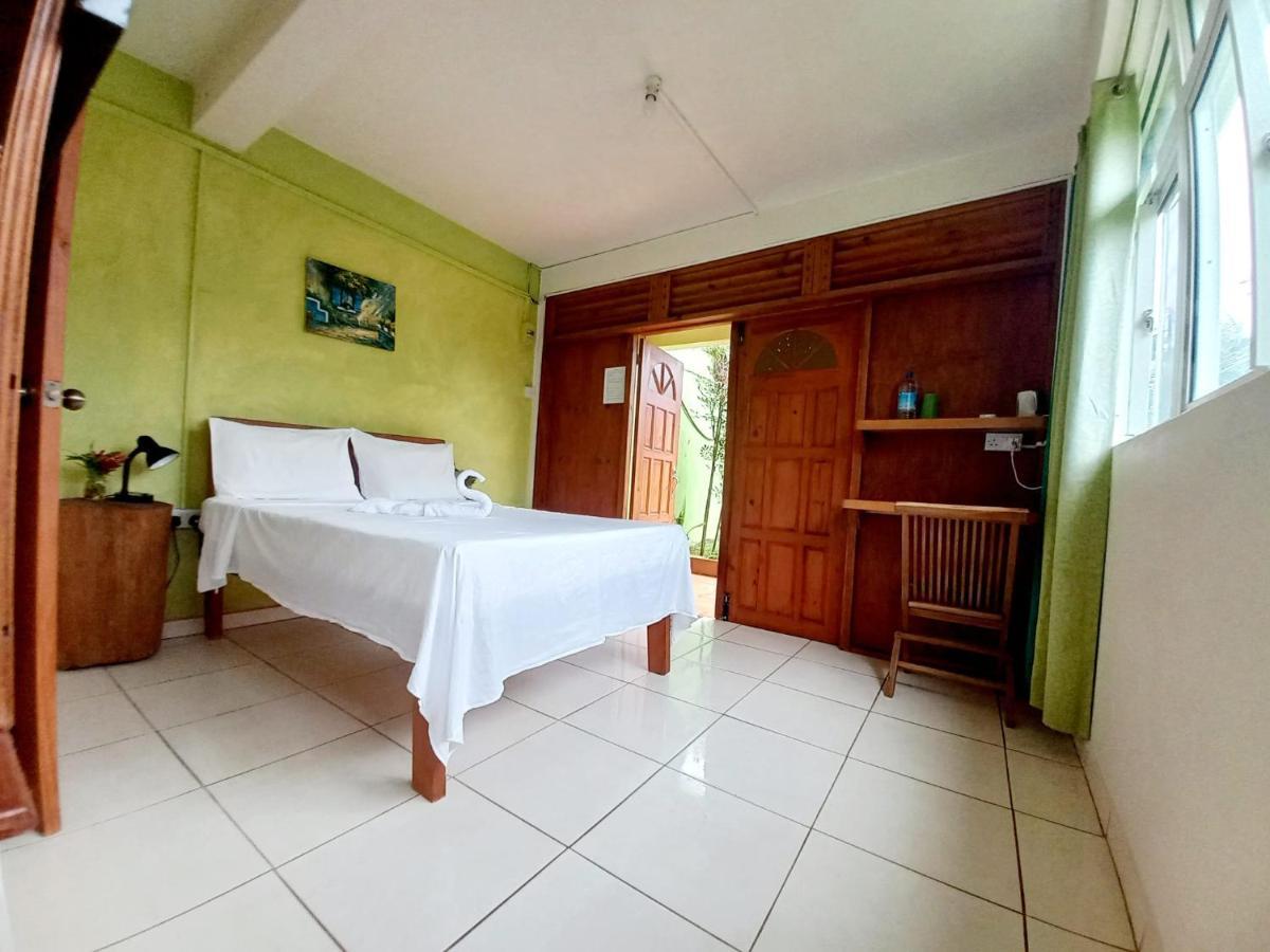 Serenity Dominica *