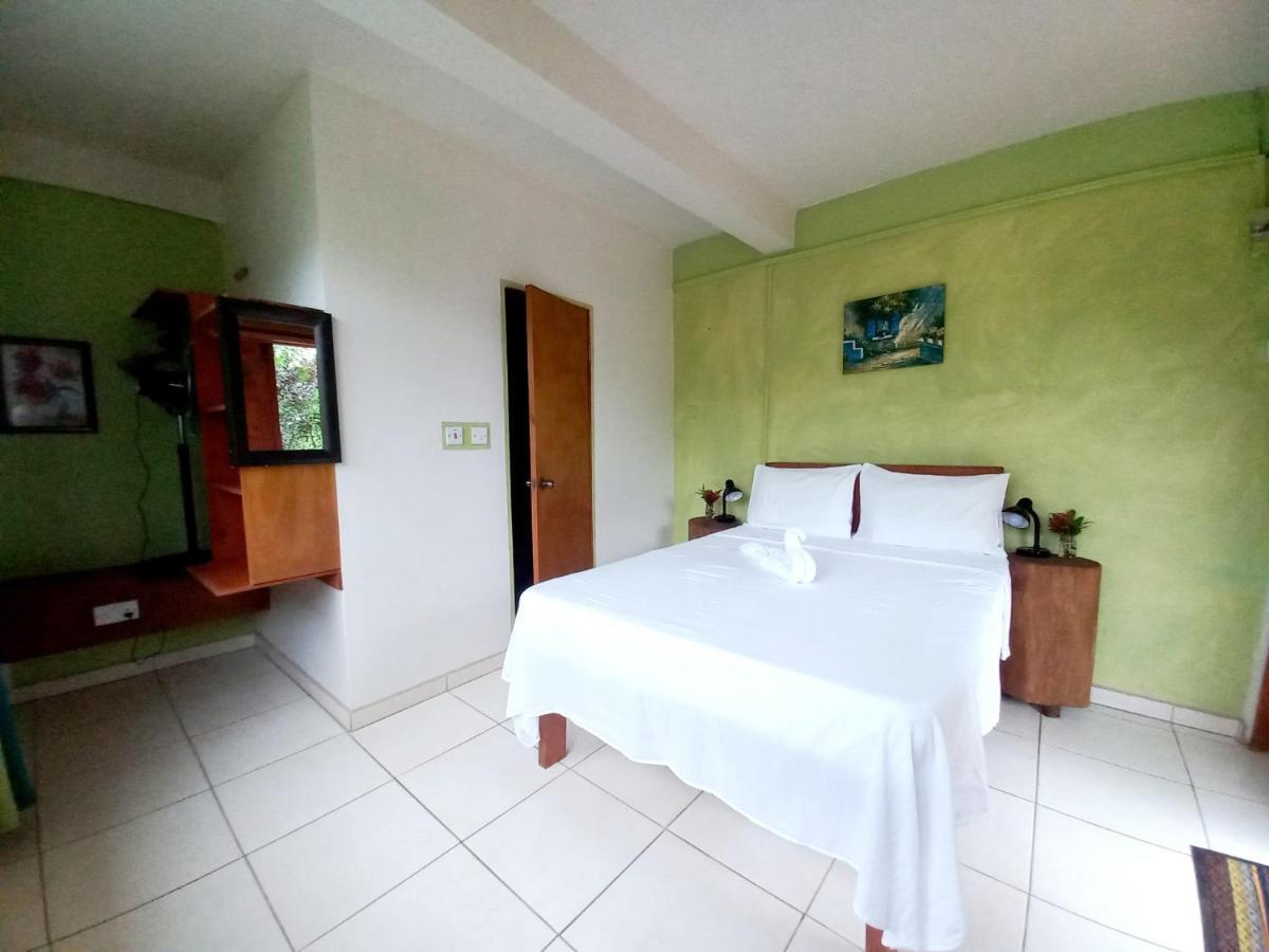 Lodge Serenity Dominica Marigot