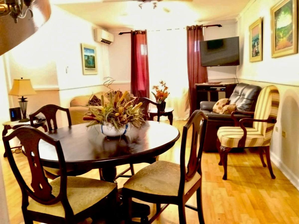 Apartment Private 2 Bedroom Beachfront Penthouse Ocho Rios, Jamaica Ocho Rios