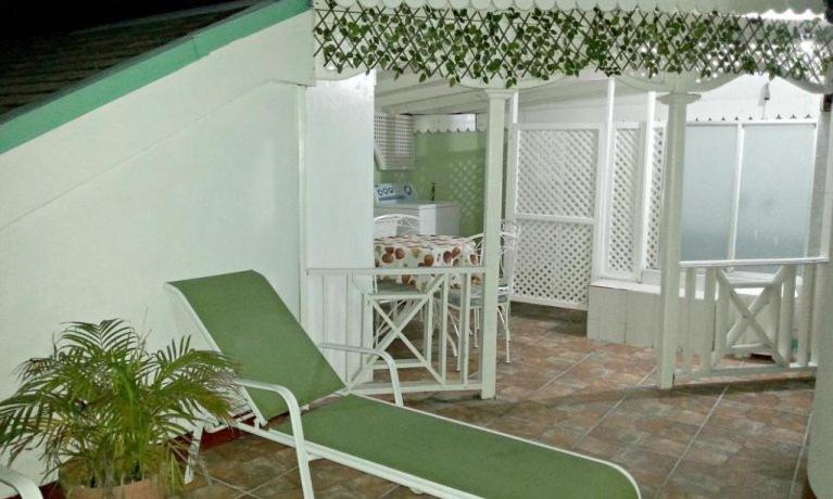 Private 2 Bedroom Beachfront Penthouse Ocho Rios, Jamaica