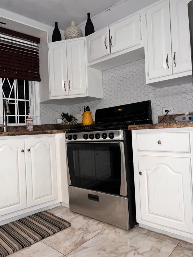 The At Pineapple Cove Boscobel