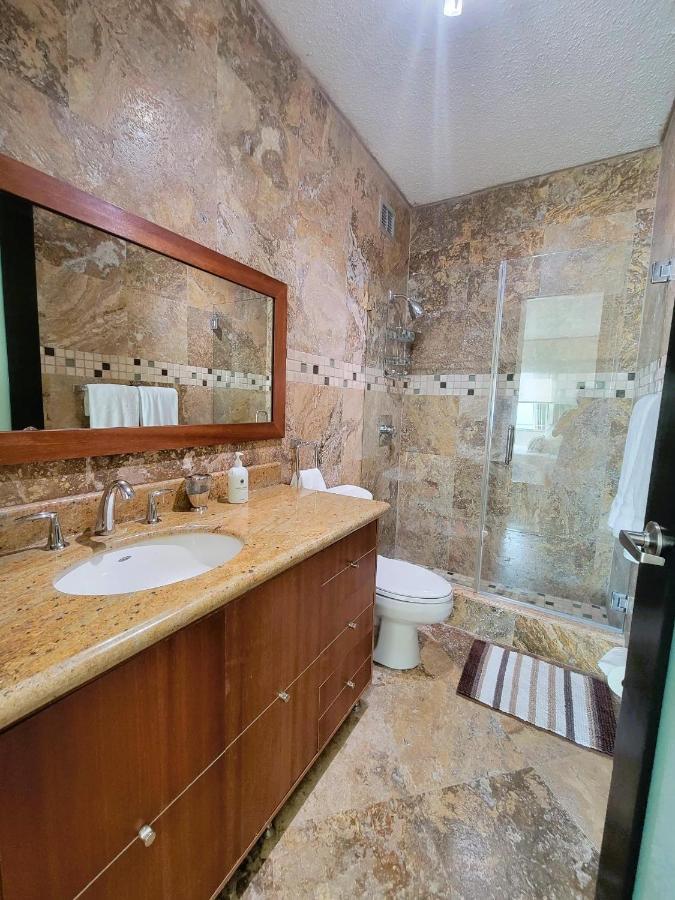 Beachfront 5th Floor At Pelican Reef Apartment Rincon