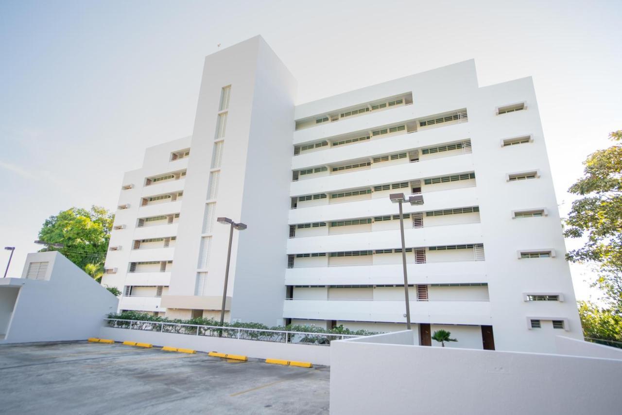 Apartment Beachfront 5th Floor At Pelican Reef *