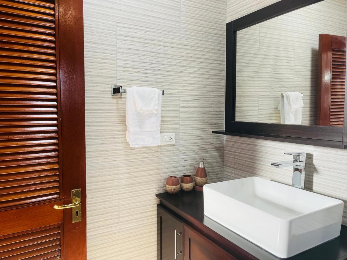 Luxury And Rooms,the Lagoons Apartment *