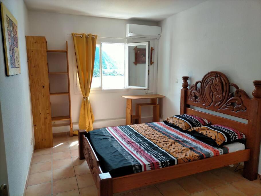 Bel Avec Piscine, Face A La Apartment *