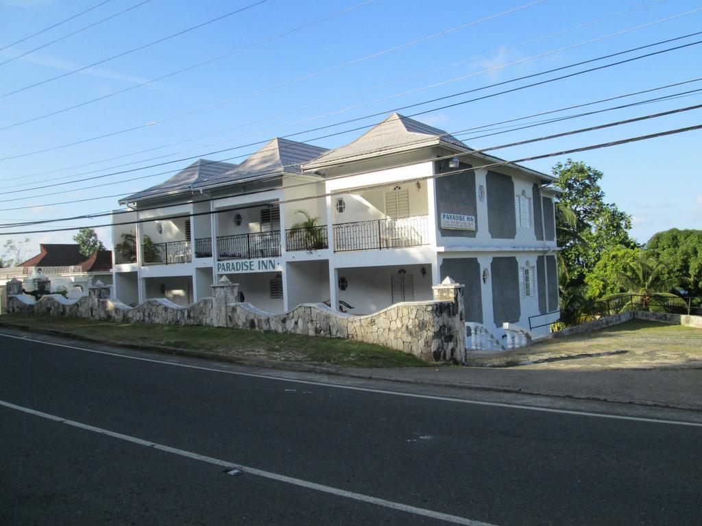 Inn Paradise 2*