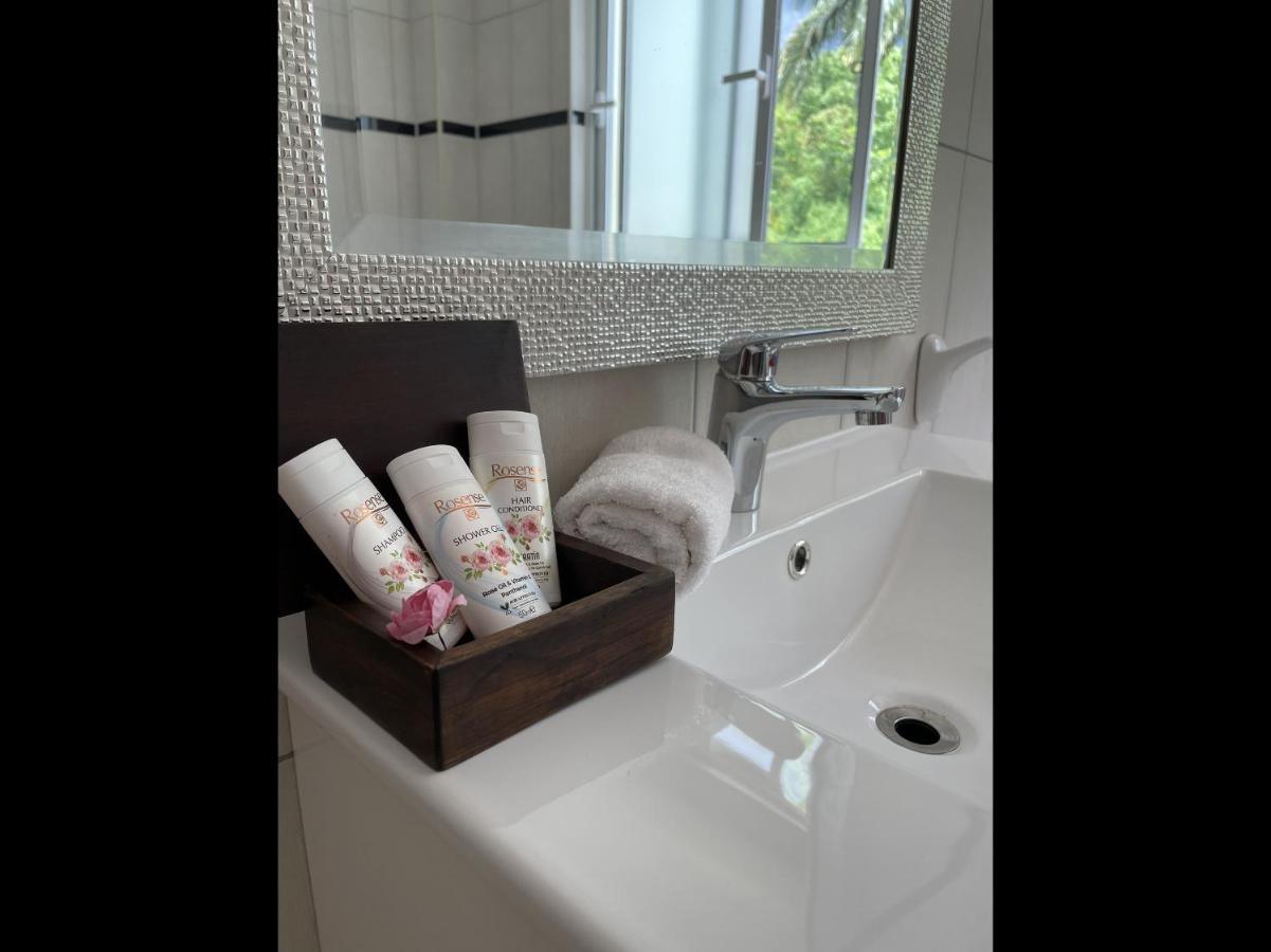Spring Garden Mobay Luxurious Apartment Montego Bay