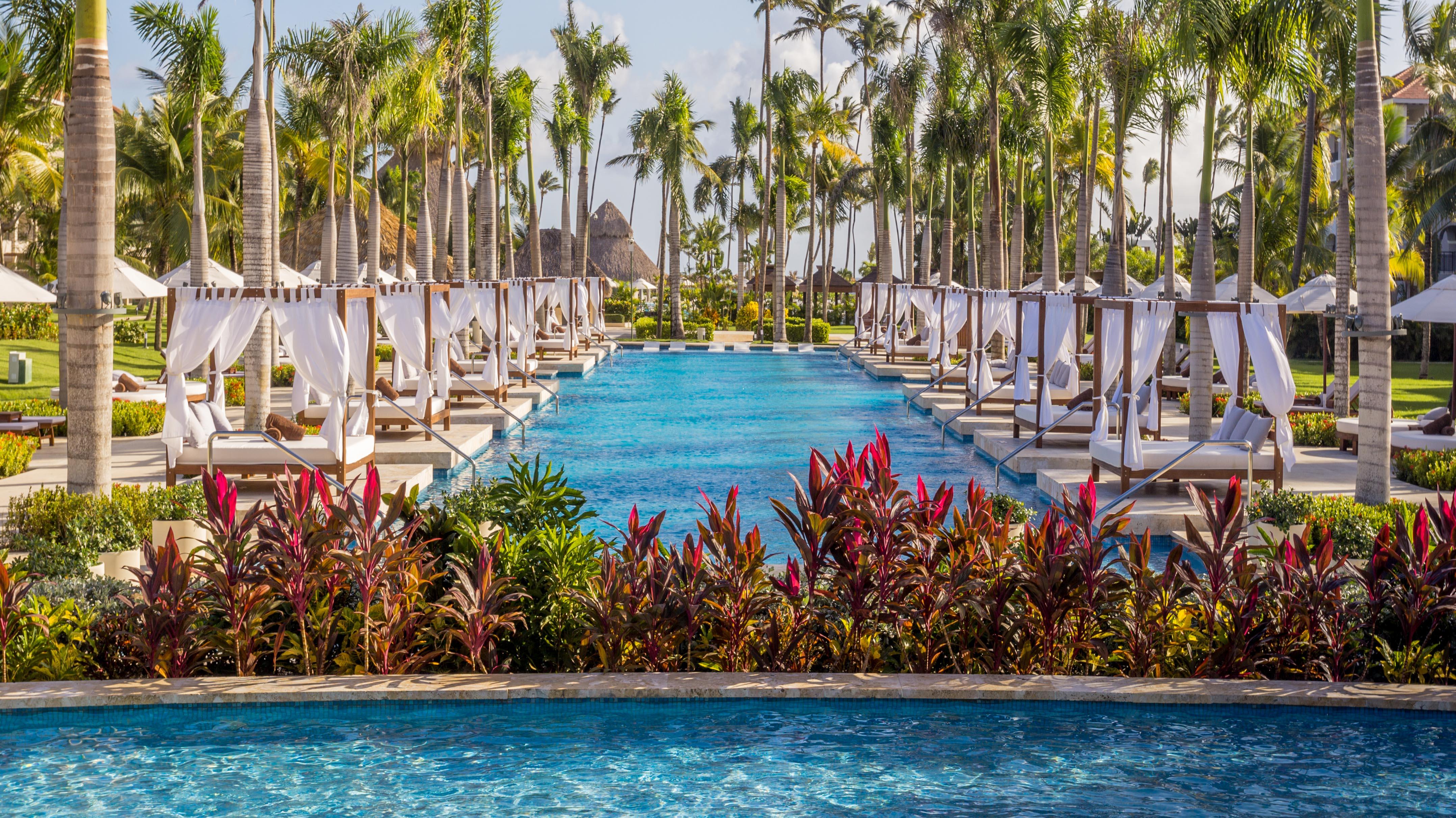 Resort Secrets Royal (adults Only)