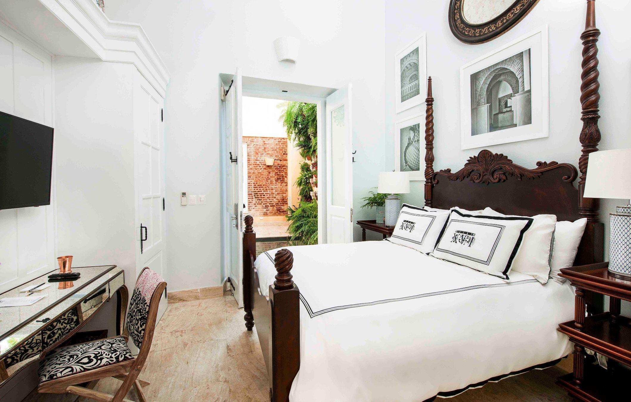 Hotel Casas Del Xvi 5*