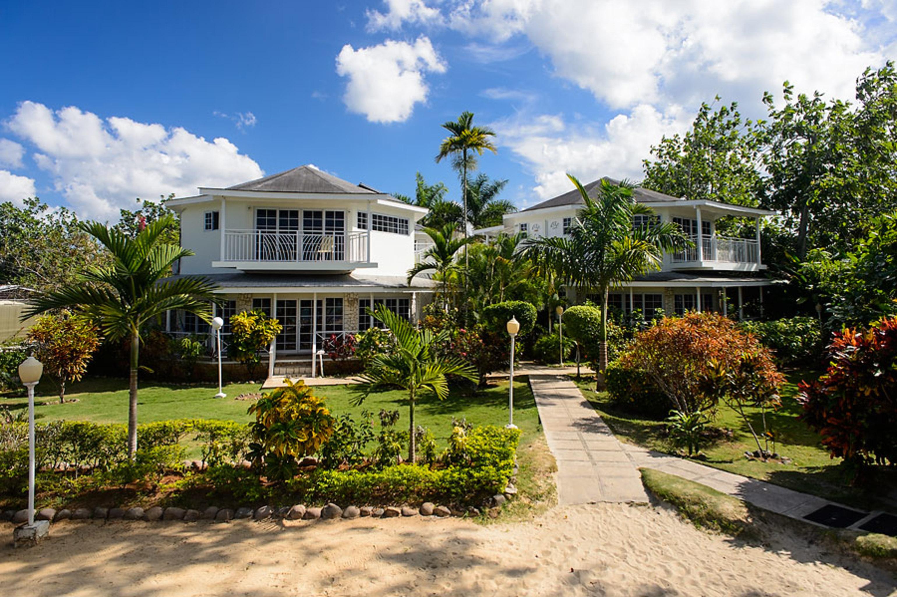 Rondel Village 3*