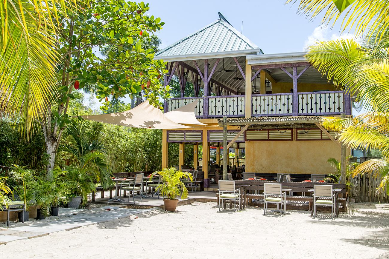 Country Country Hotel 3*