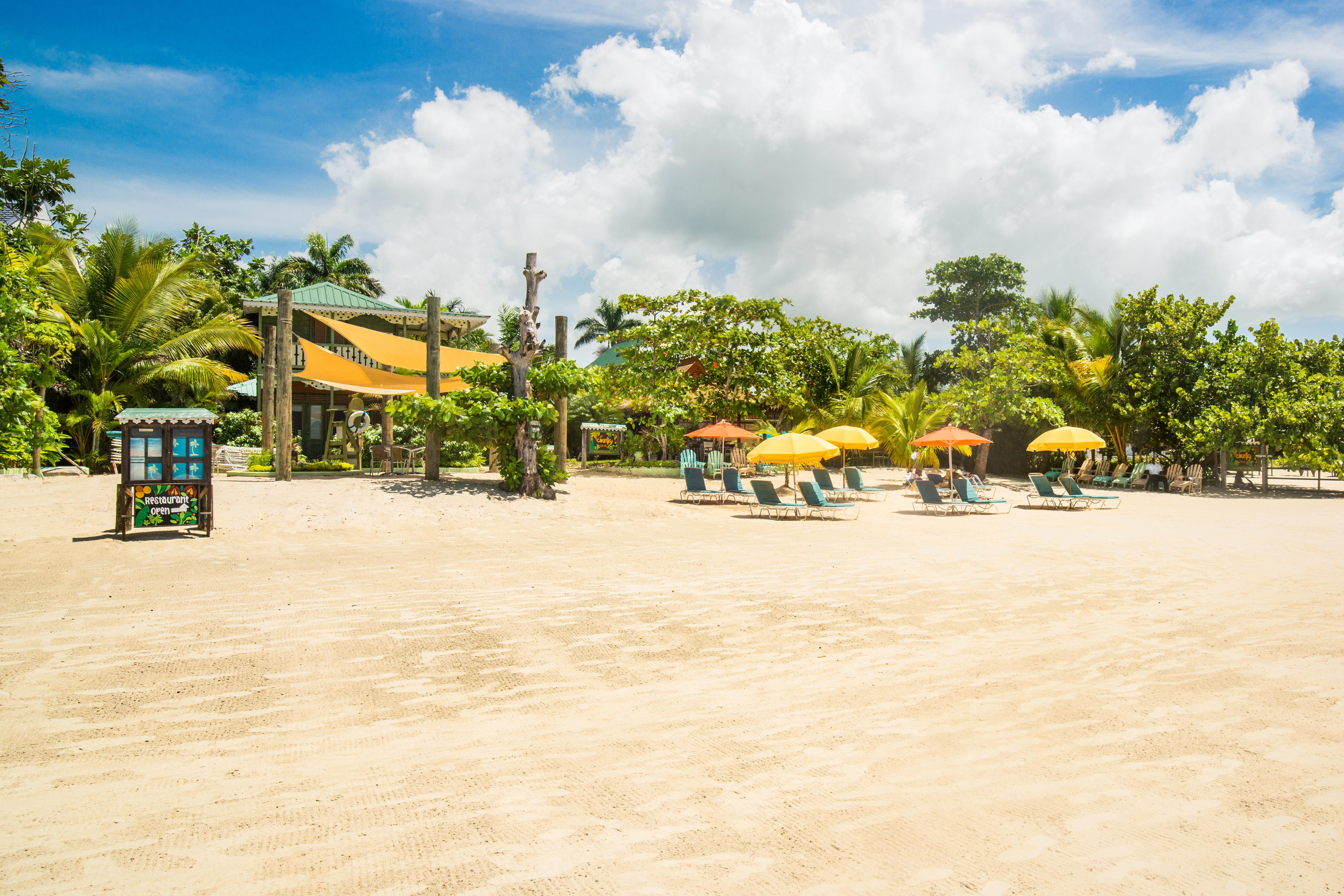 Hotel Country Country Negril