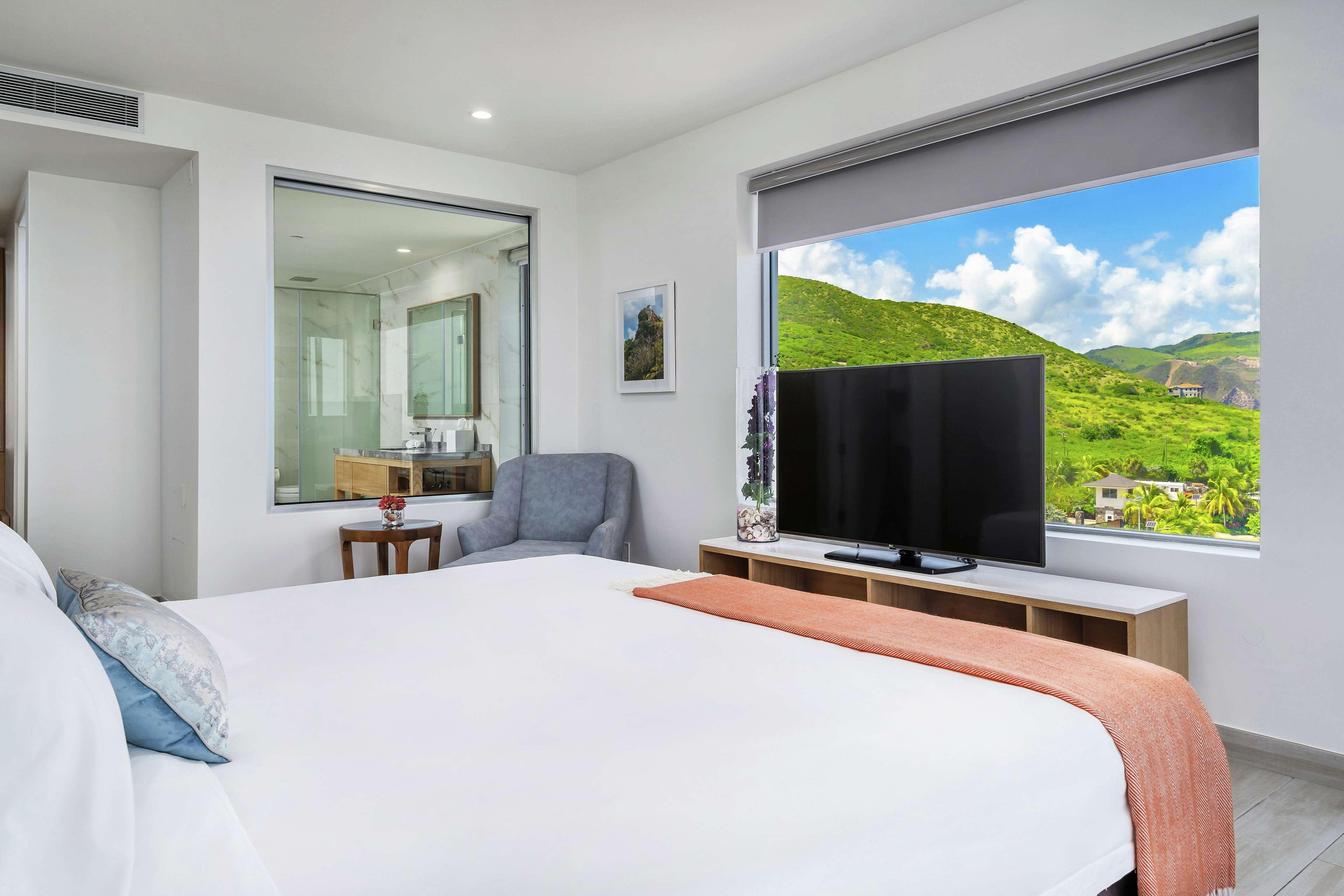 Resort Koi Saint Kitts, Curio Collection By Hilton