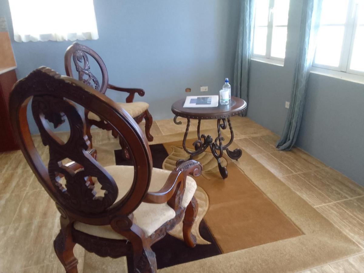 Apartment Abigail's Splendor -2 Bedroom Entire Wesley Will