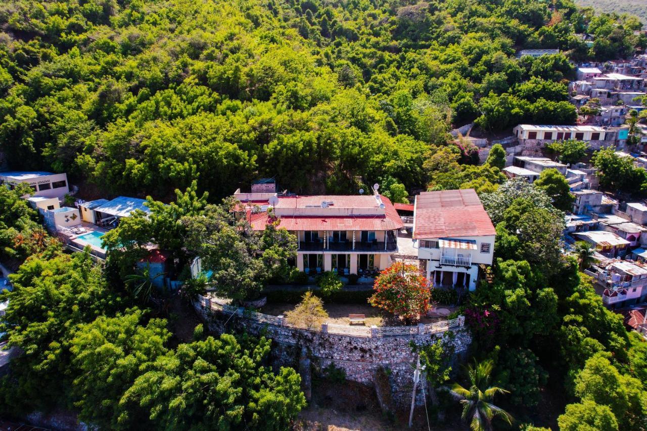 Habitation Des Lauriers Hotel 4*