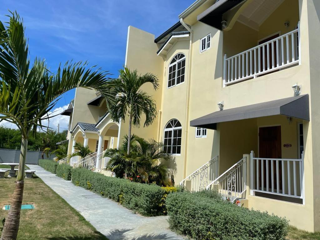 Aparthotel Westmore Limited