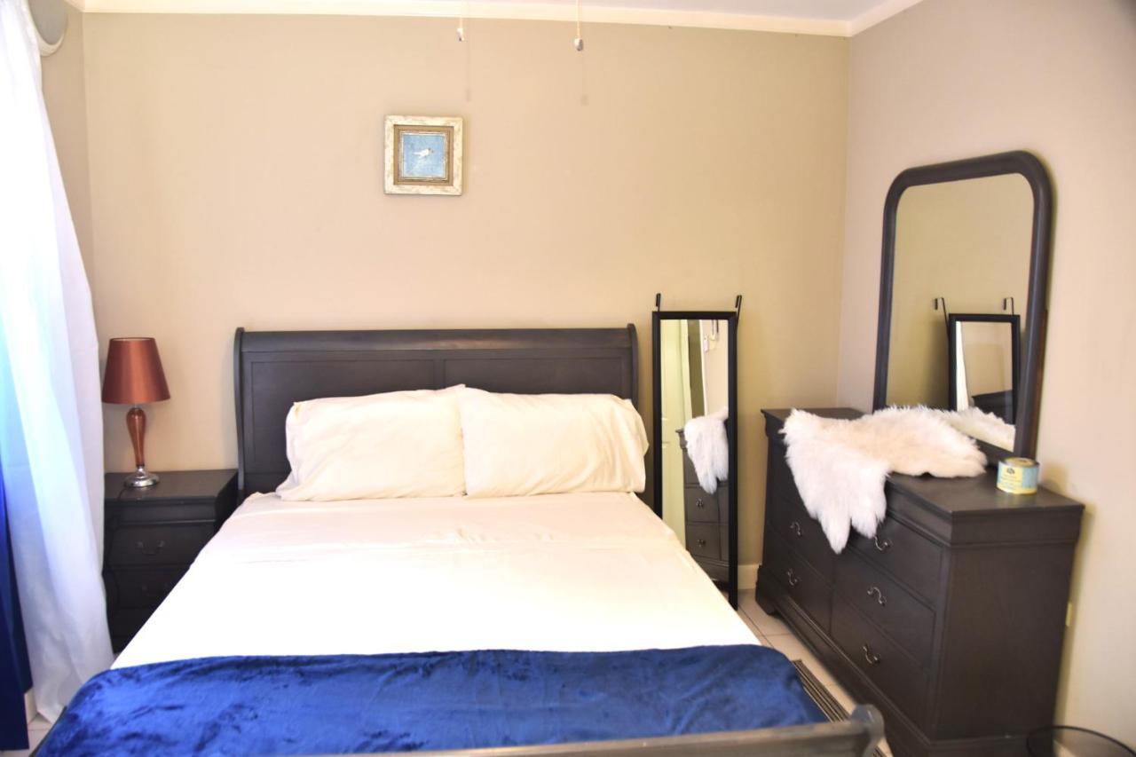 The President 5 Minutes To Devon House 4 Waterloo Avenue *