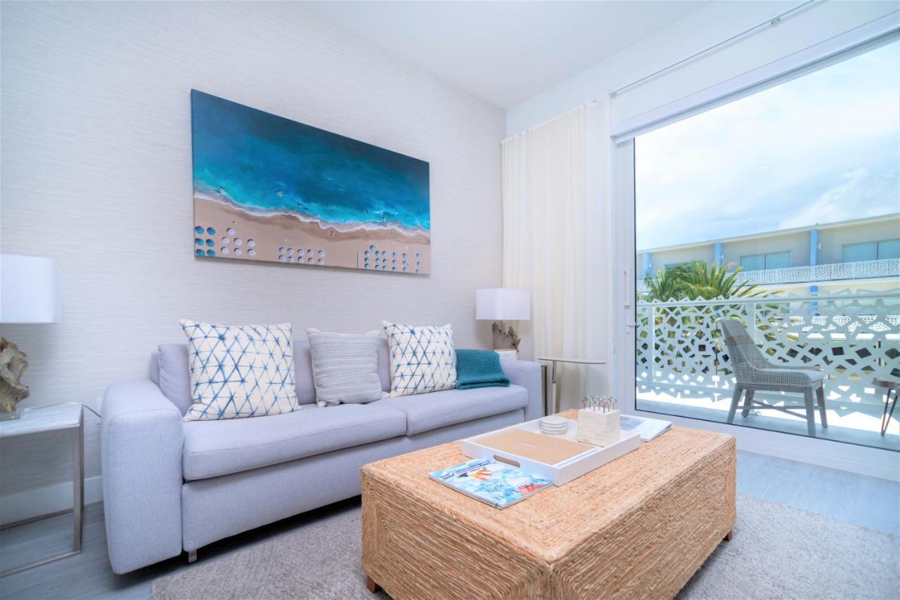 Cayman Luxury At The Grove Apartamento *