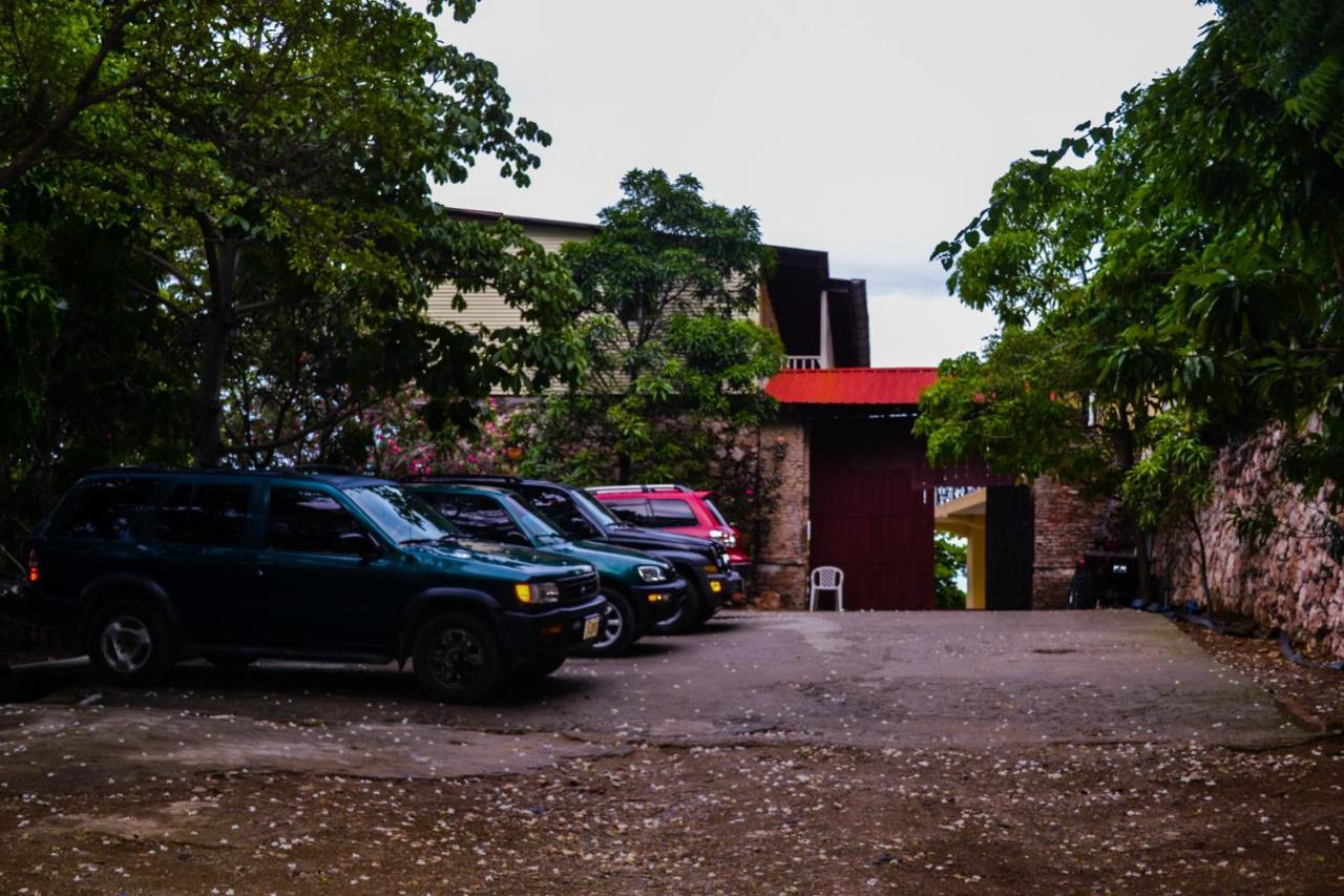 Hotel Habitation Des Lauriers Cap-Haitien