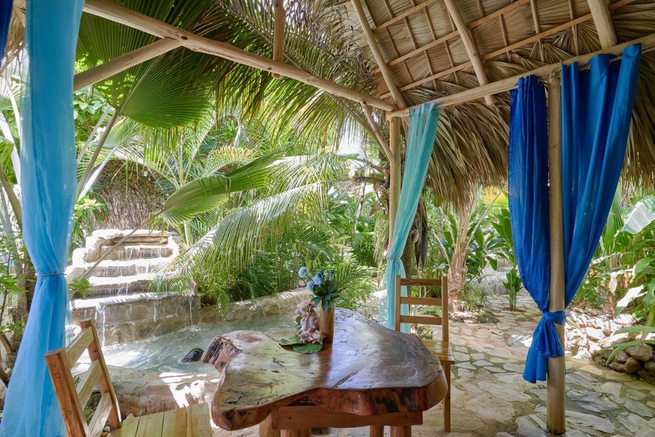 Tropical & Restaurant-pizzeria Bed & Breakfast 4*