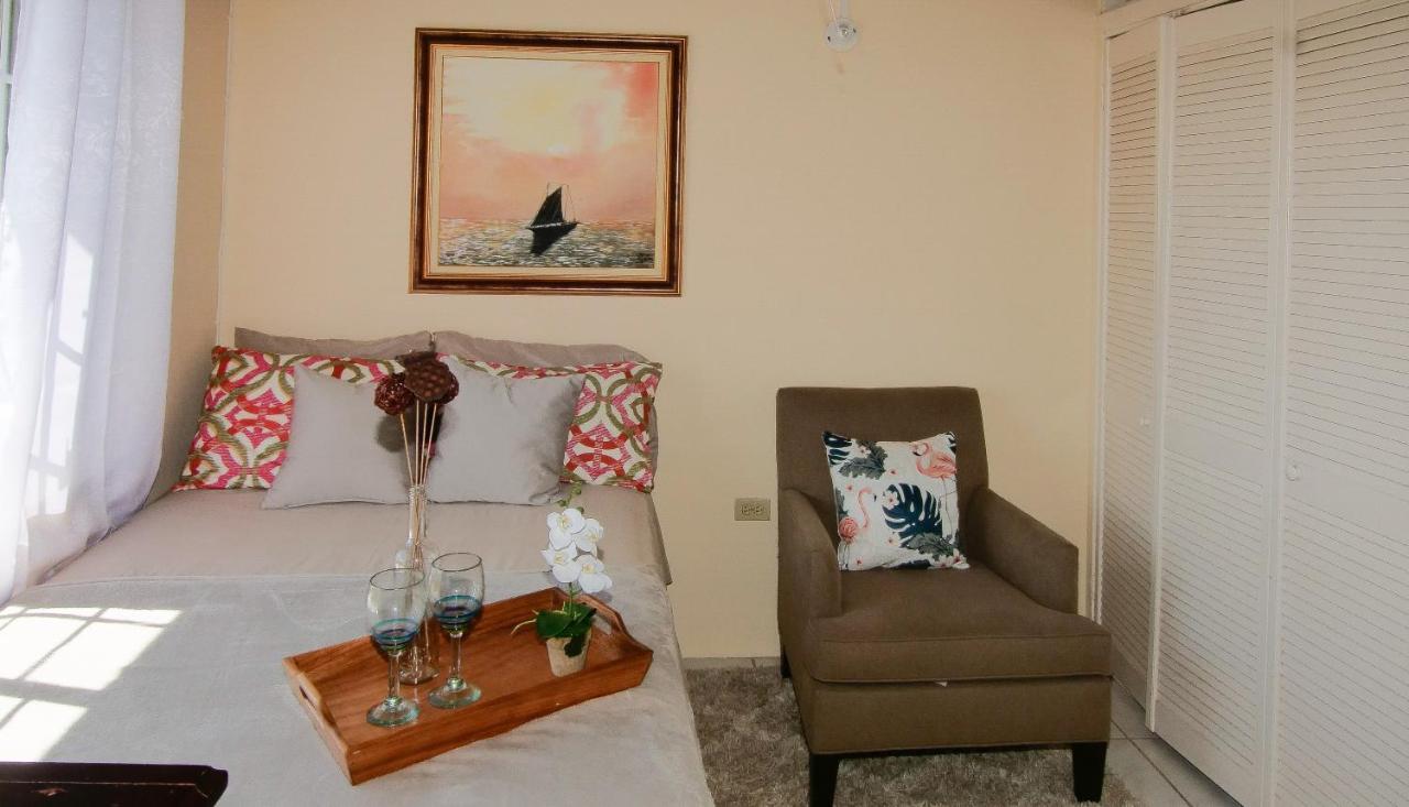 876 Ja Oasis & - By Airport Homestay *
