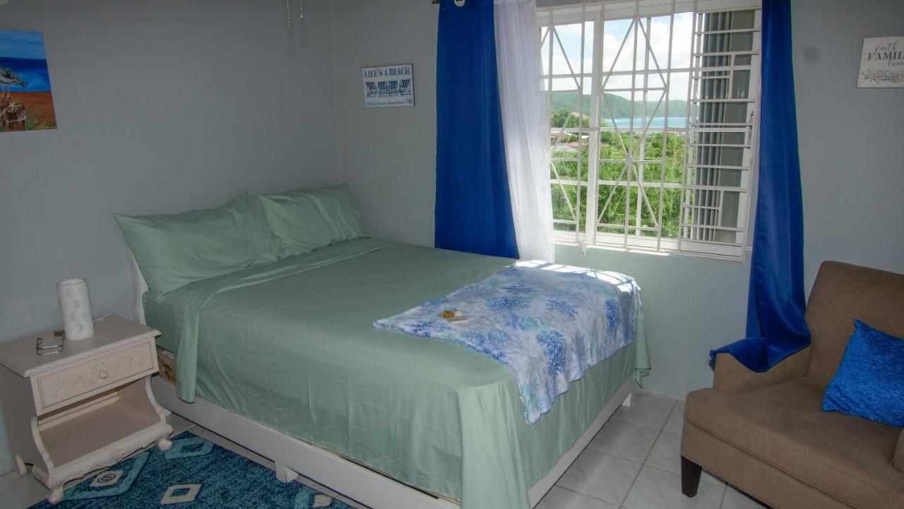 876 Ja Oasis & - By Airport * Kingston