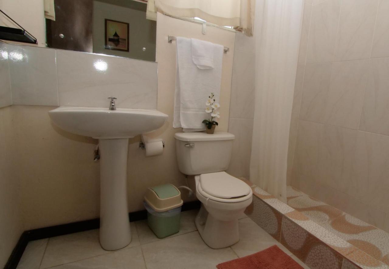 Homestay 876 Ja Oasis & - By Airport
