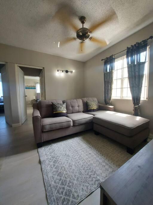 Modern At The Worthington Apartment *