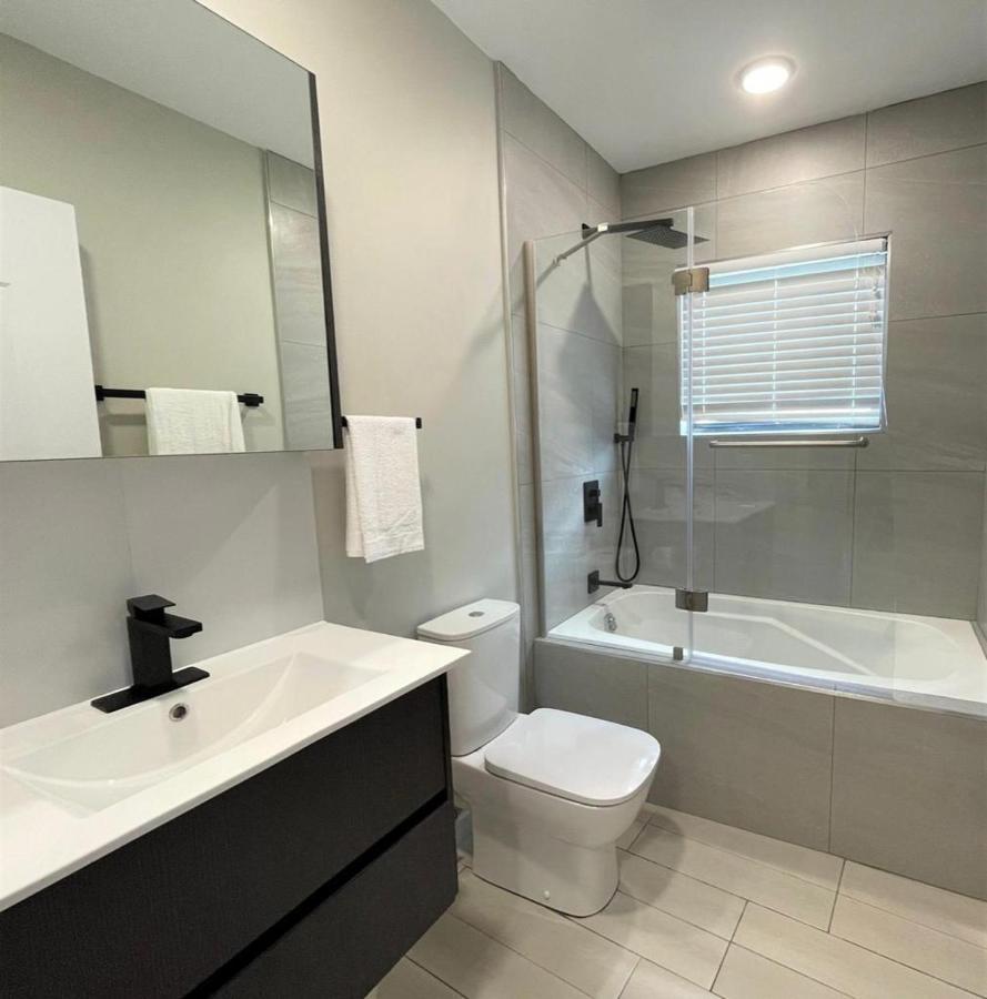 Hillsboro Condominiums Aparthotel *