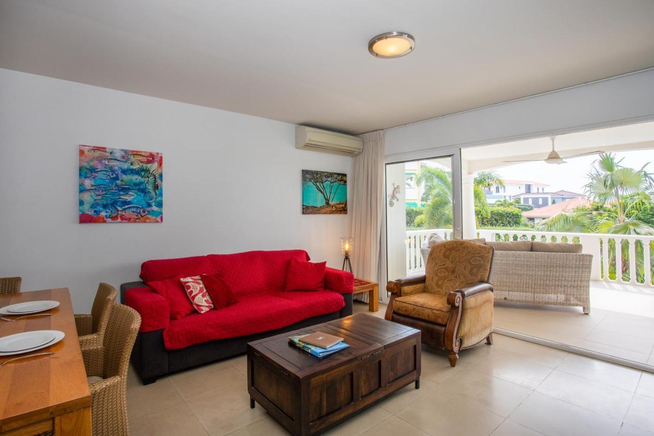 Blue Bay Apartment *