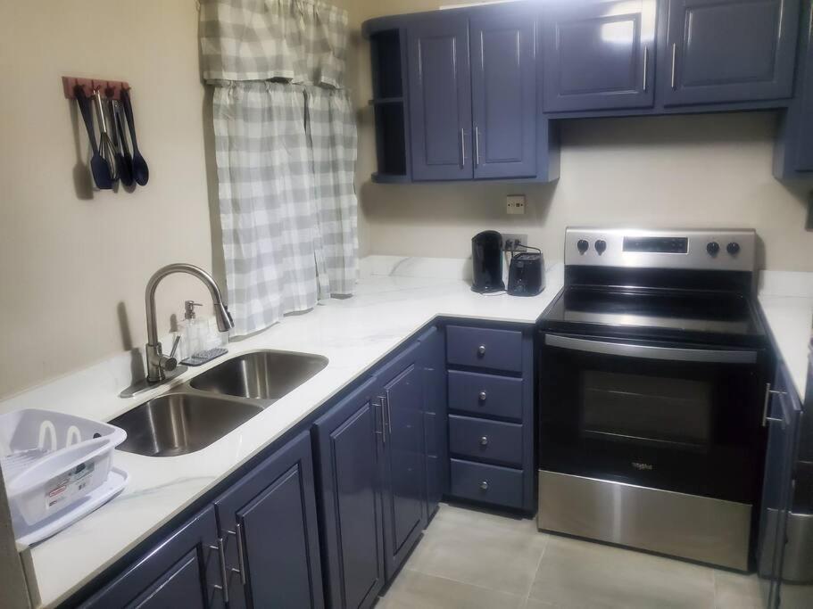 Modern At The Worthington Kingston