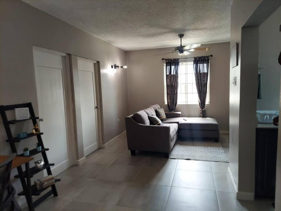 Apartment Modern At The Worthington