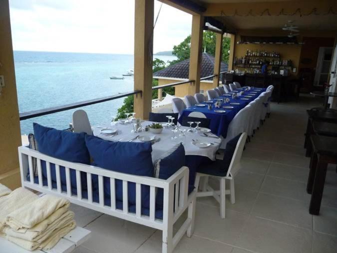 Hotel Moxons Club 4*
