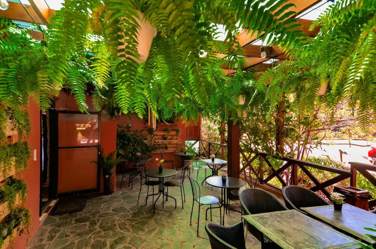 Rancho & De La Montana 3*