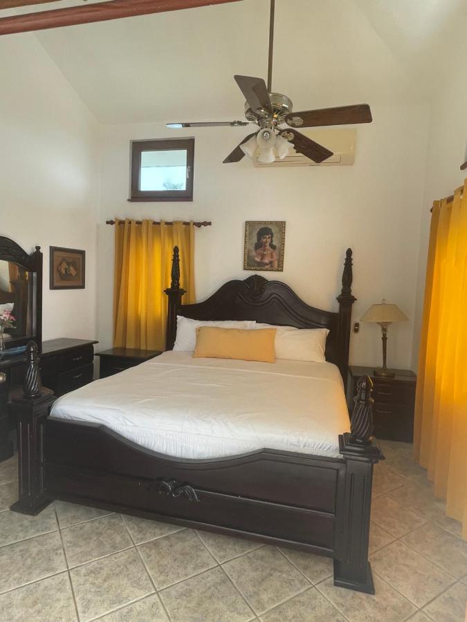 Villa Ocean Breeze Carismar