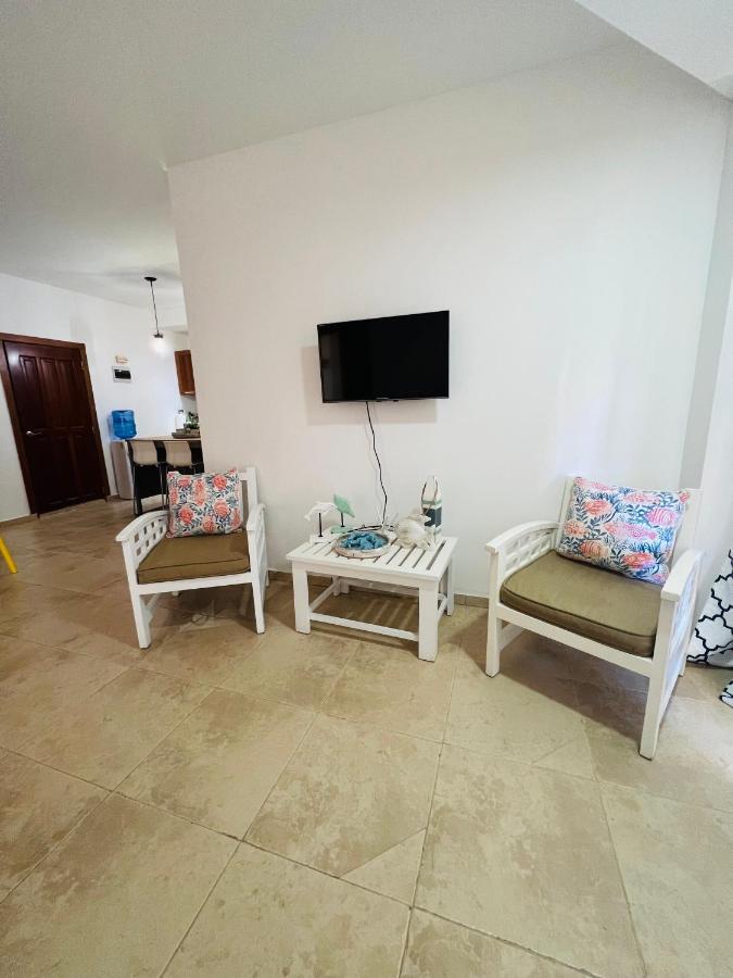 Lovely Beachfront 2 Bedrooms With 2 Pools Apartment