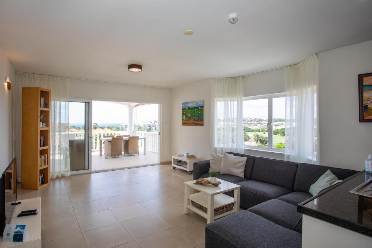 Blue Bay Apartment