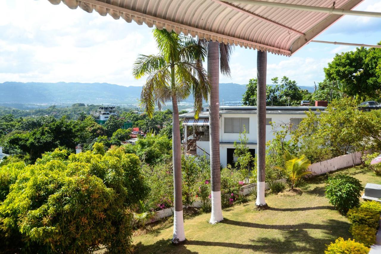 Three Palm Guest house