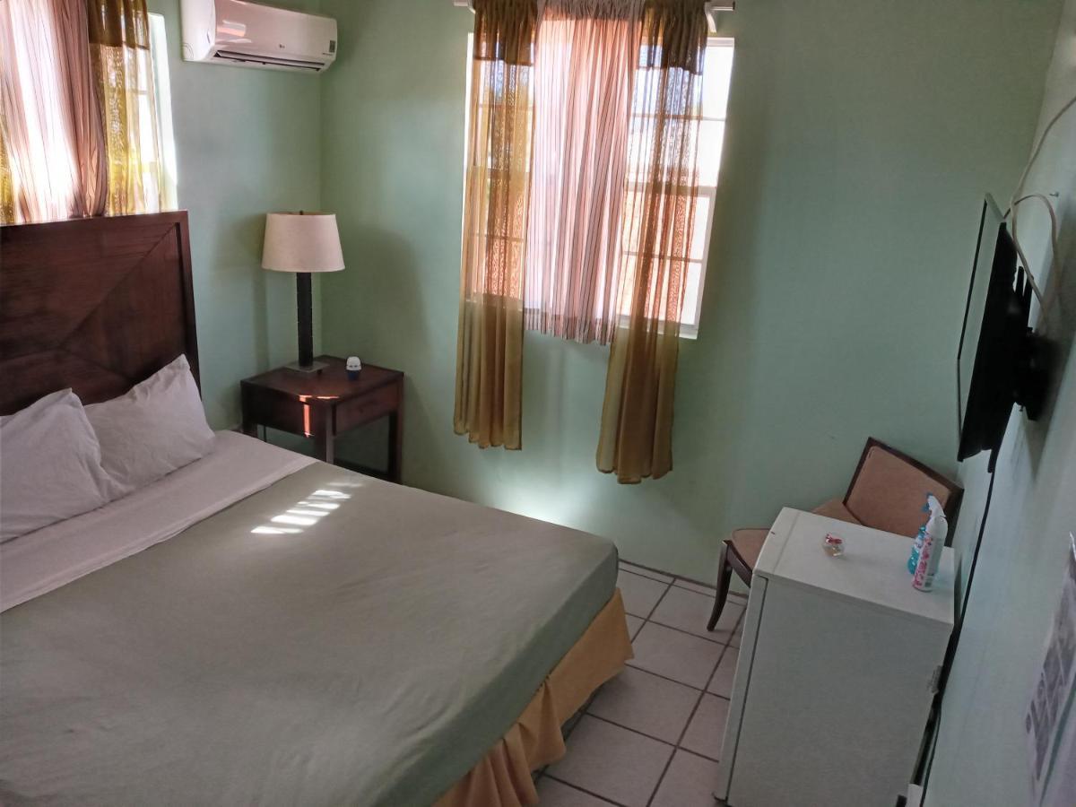 Aanola Aparthotel Castries