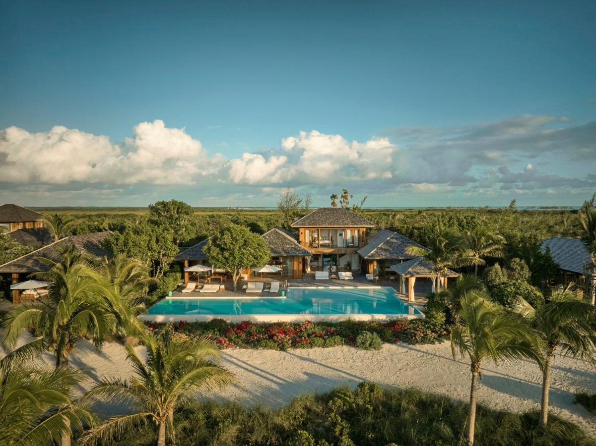 Parrot Cay Hotel