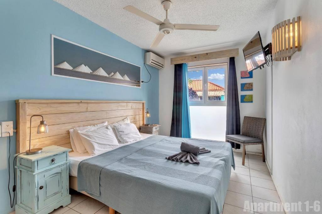 Bonaire Oceanfront Apartment *