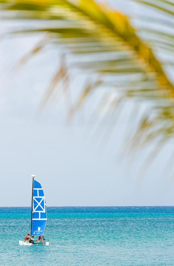 Hotel Carlisle Bay 5*
