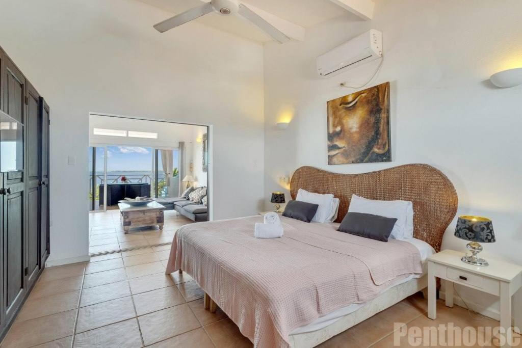 Bonaire Oceanfront *