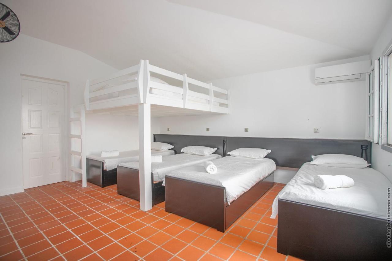 Manzelle - Luxury On The Villa *
