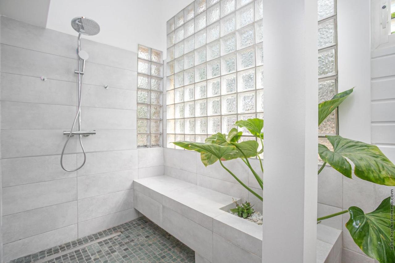 Villa Manzelle - Luxury On The